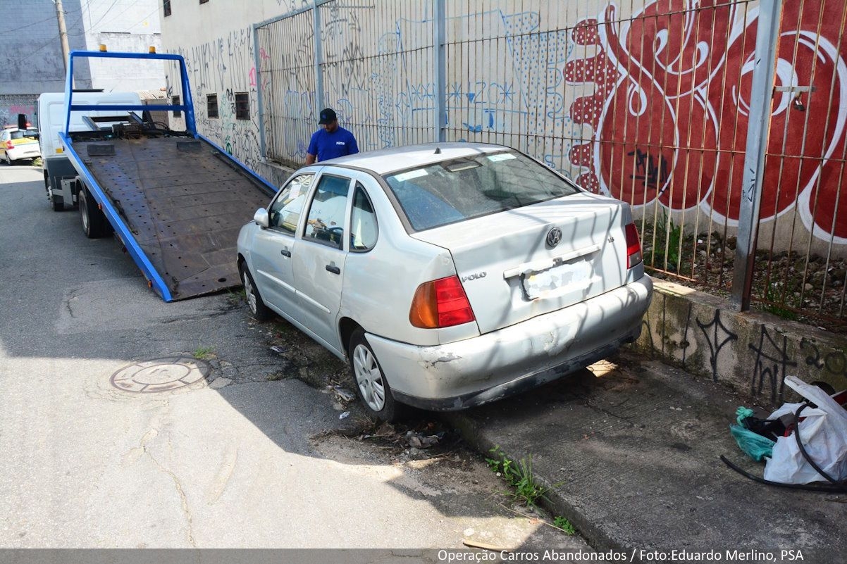 Mobilidade Urbana: veículos abandonados nas ruas de Santo André