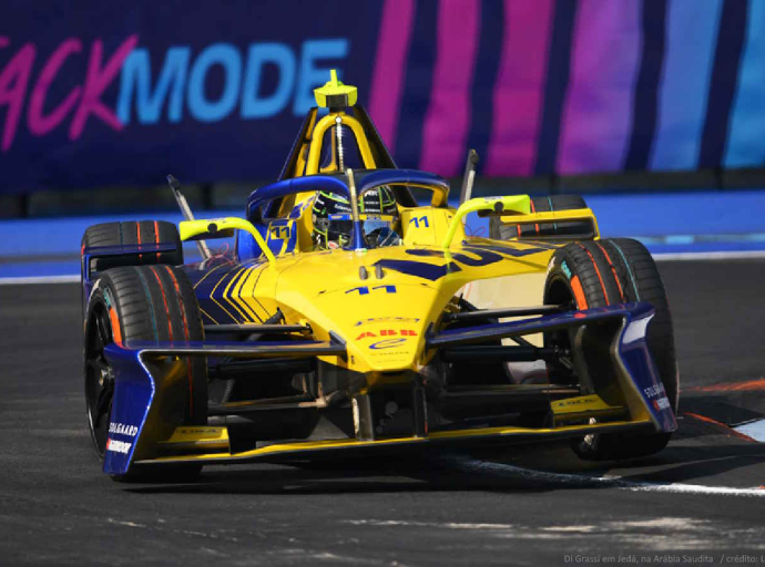 Di Grassi em Jedá, na Arábia Saudita   / crédito: Lola Cars