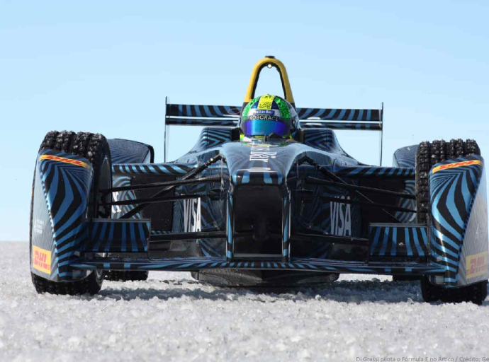 Di Grassi pilota o Fórmula E no Ártico para chamar a atenção para o derretimento do Polo / Crédito: Getty Images