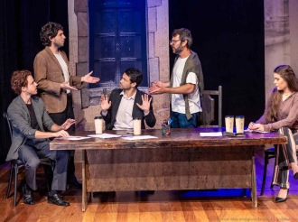 O Homem Mais Inteligente da História, em cartaz no Teatro Itália