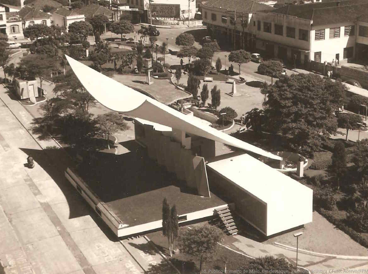 Aspecto panorâmico do antigo Jardim Público Primeiro de Maio. Em destaque, a Concha Acústica  Acervo/FPMSCS   
